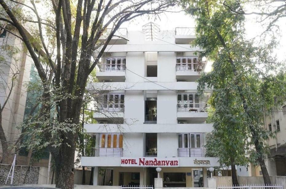 Hotel Nandanvan Annexe Pune Esterno foto